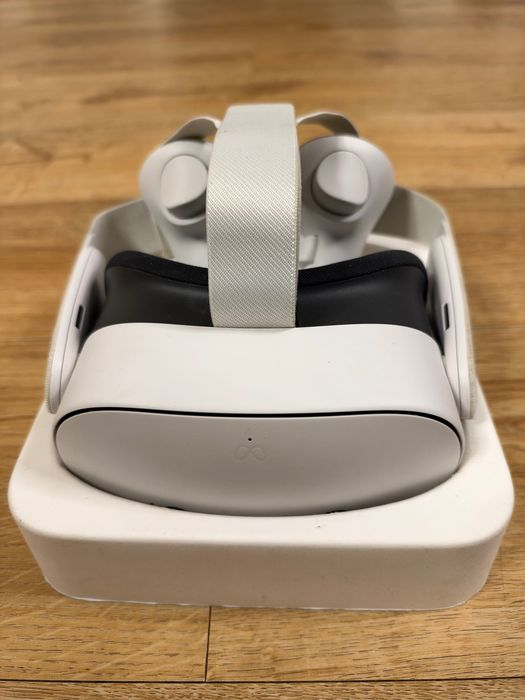 VR meta quest 3S 256GB