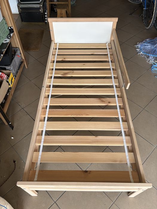 Rama łóżka dla dziecięcego Ikea