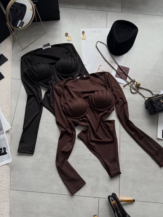 Боді з чашечками