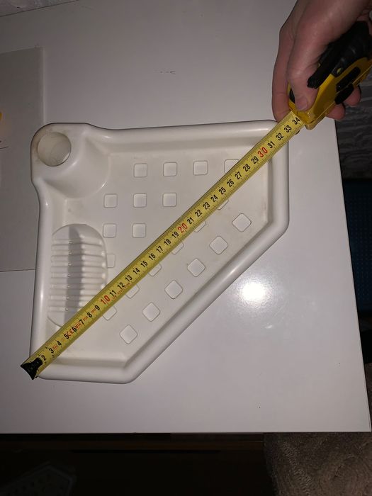 Кутова поличка для ванної кімнати