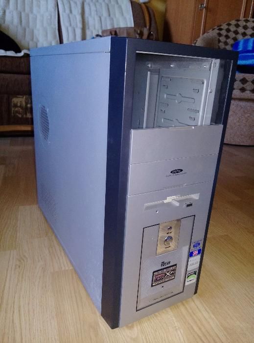 Obudowa komputerowa ASUS