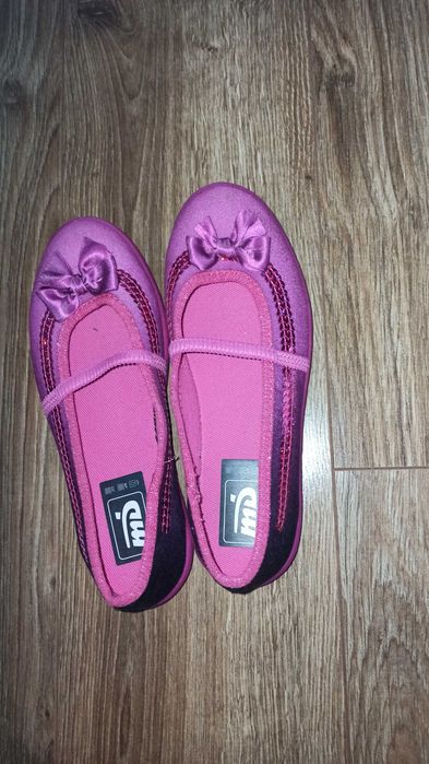 Kapcie różowe r. 33, butki, pantofle wkł. 21 cm