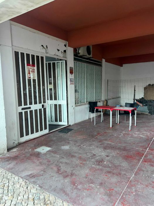 trespasse snack bar/ café amadora