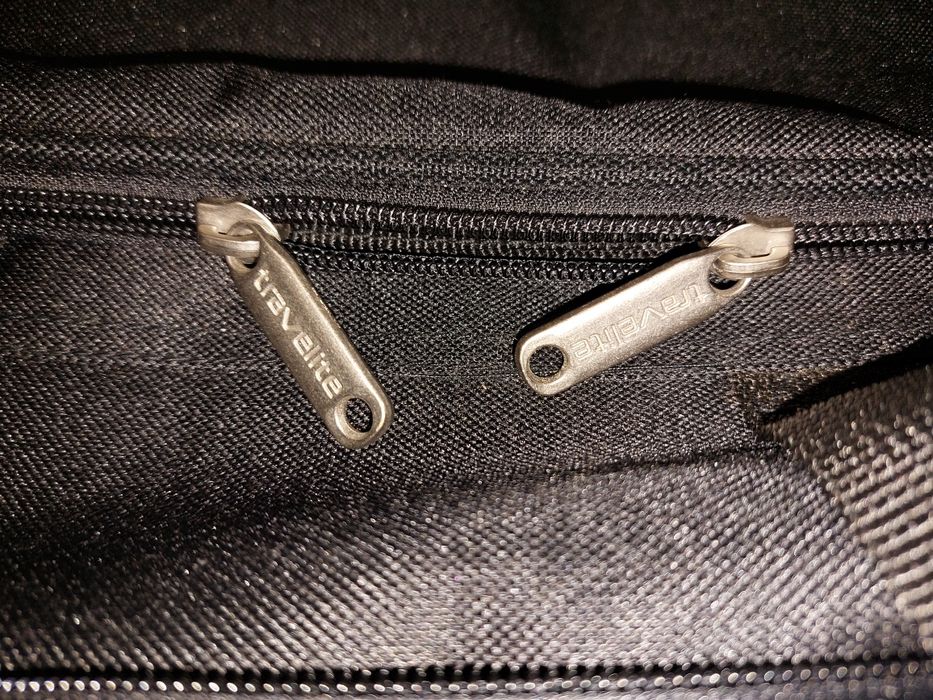 Сумка дорожная для одежды