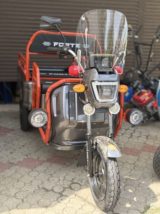 Вантажний електричний трицикл FORTE GP-1000-C