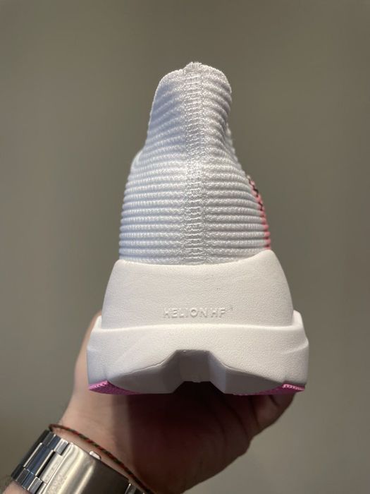 Кроссовки ON Cloudboom Strike LS White/Pink  Оригинал женские новые