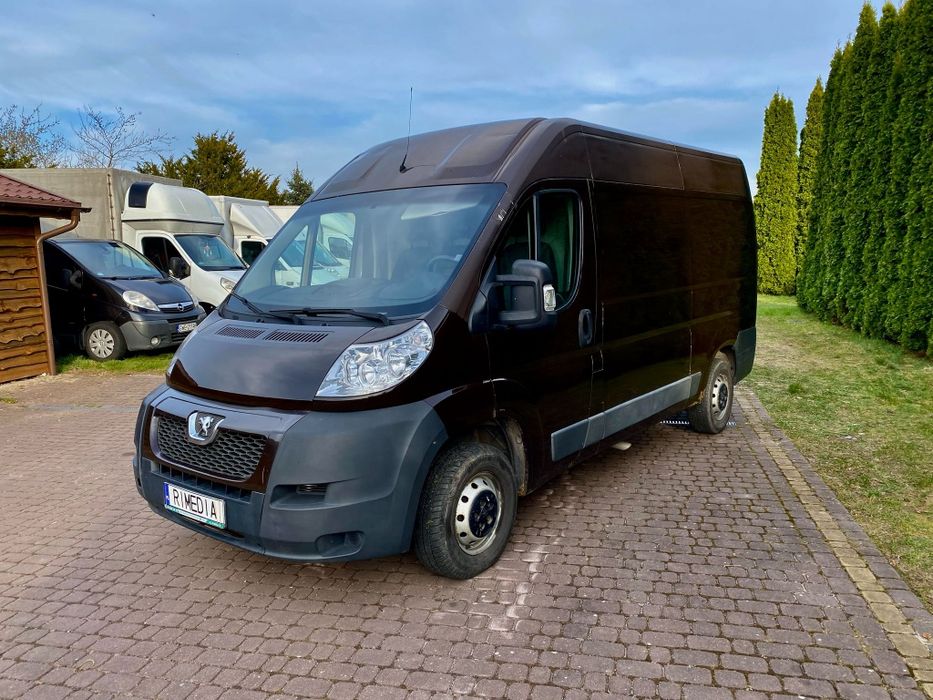 Wypożyczalnia samochodów dostawczych, windy, kontenery plandeki i inne