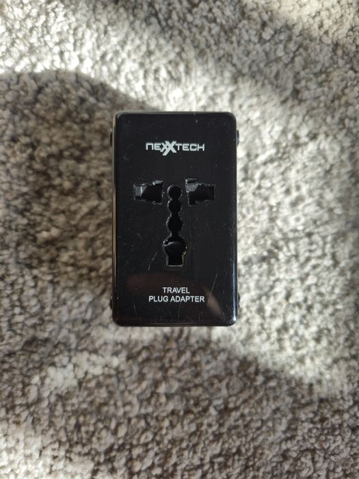 Adaptador de viagem universal Nextech