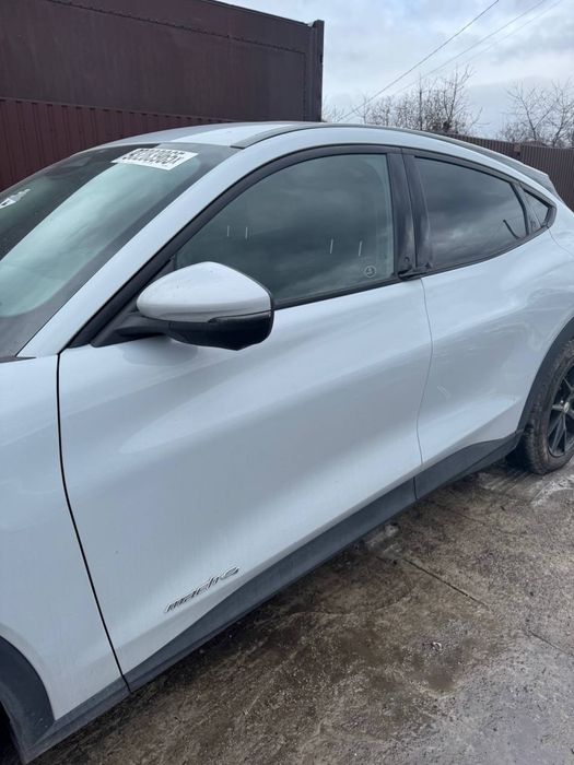 Ляда бампер фонар ford mustang e-mach розборка