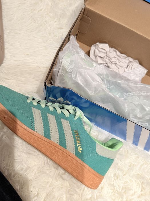 Spezial Adidas em caixa !