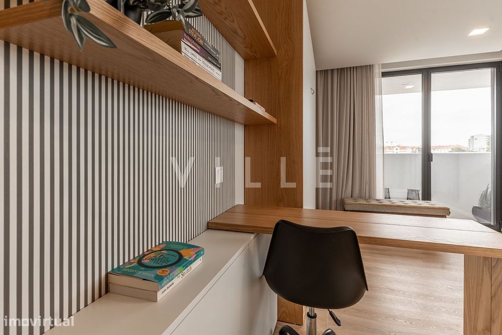 Exclusivo Apartamento T4 Duplex com Varanda e Terraço com vistas
