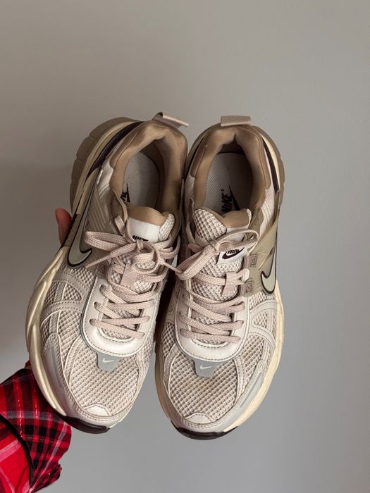 Кросівки Nike V2K Run