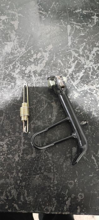 Бокова ніжка підніжка лапка боковая ножка подножка suzuki lets сузуки летс