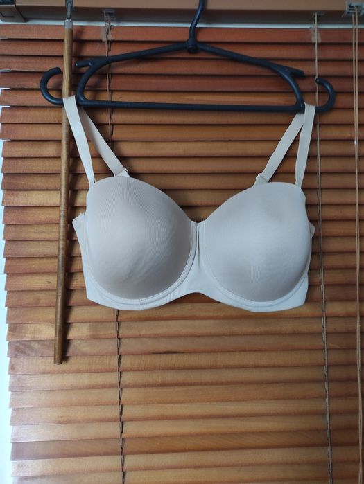 Жіноча білизна,бюзгалтер