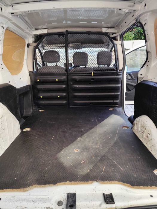 2015 Peugeot Partner