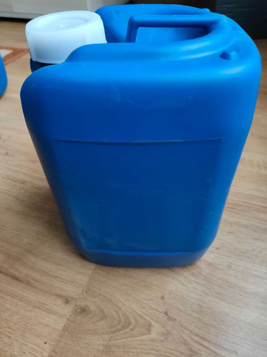 Kanister, pojemnik, bańka na wodę, płyn 5l