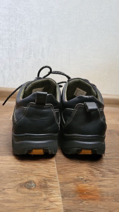 Ботинки осінні 41 розмір