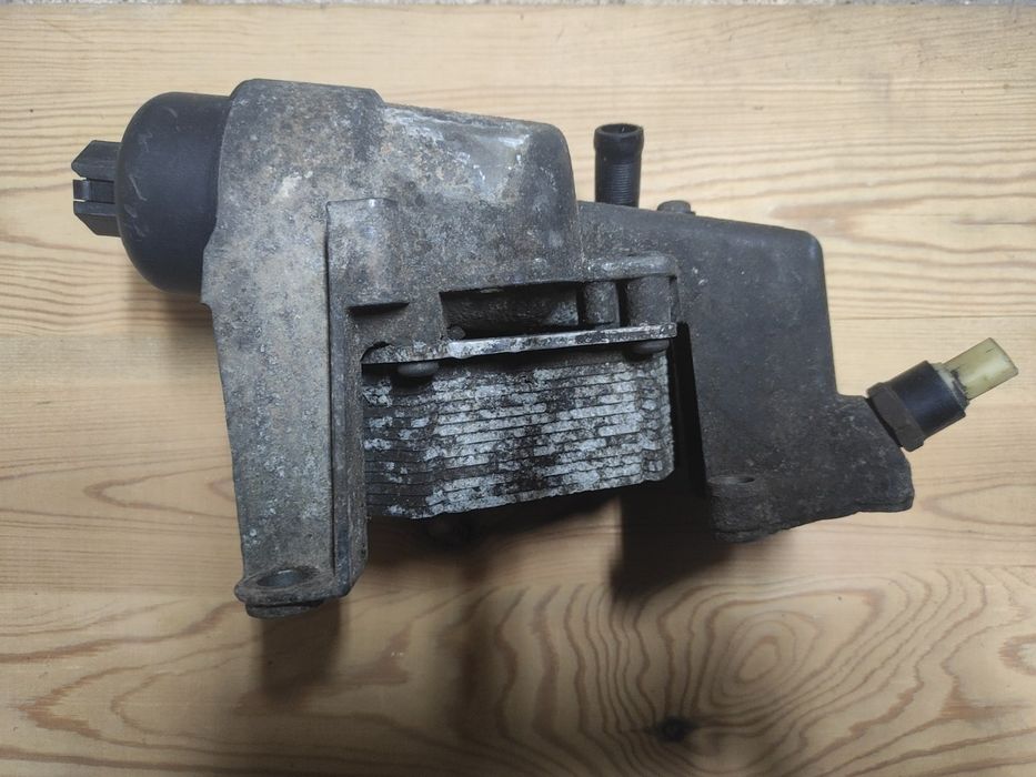 Chłodnica oleju z filtrem RENAULT MASTER II 2.5 DCI  98-12