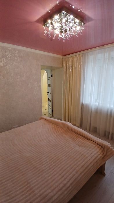 Будиночок ПОДОБОВО  зі СВІТЛОМ і теплом в ЦЕНТРІ міста !!!