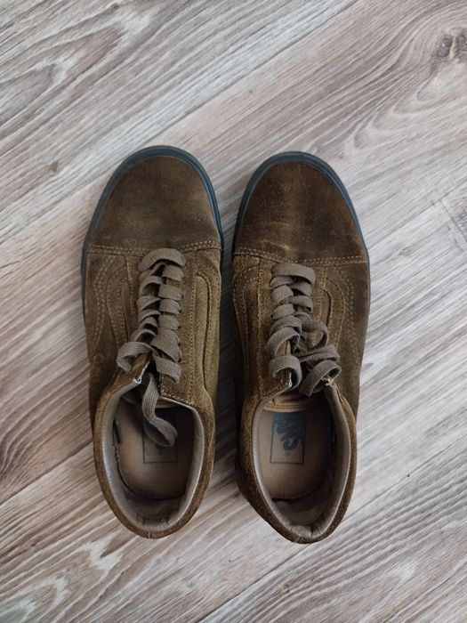 Продам кеди vans