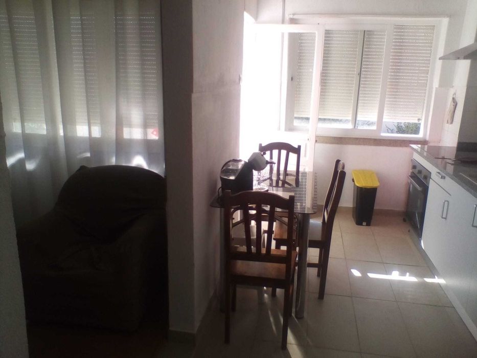 Quartos Mobilados para Arrendamento Mensal – Estudantes Universitários | Castelo Branco