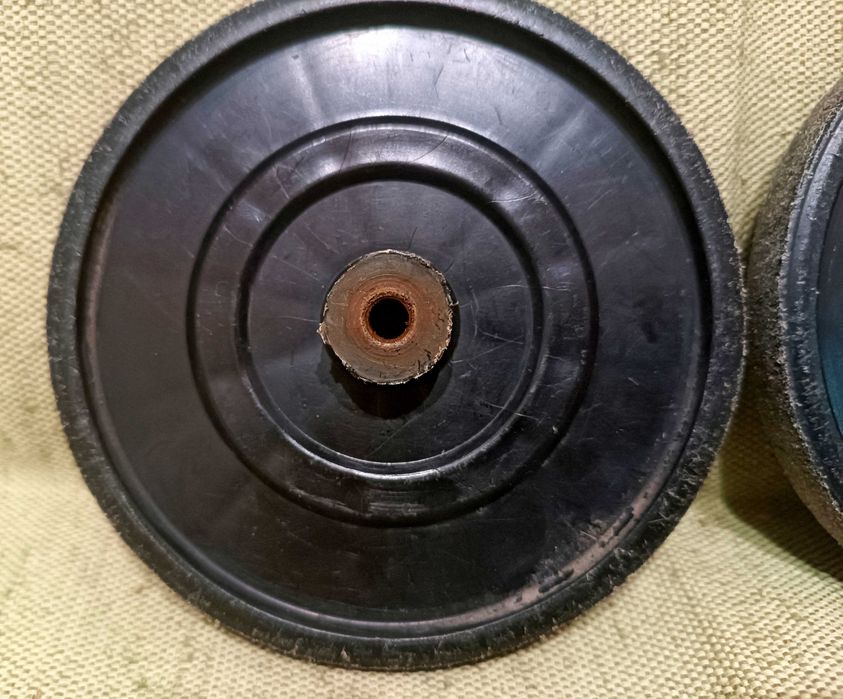 Колеса колесики пластмассовые