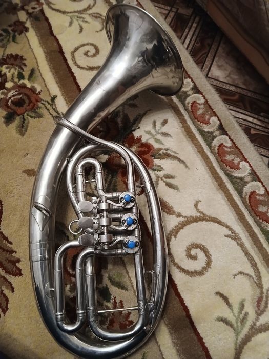 Альт. Київська фабрика Орфєй.