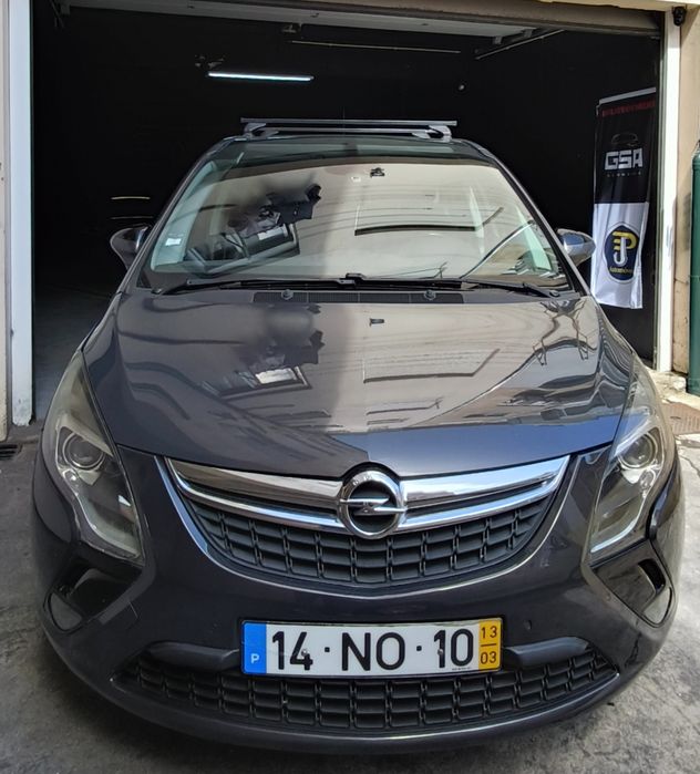 Opel Zafira 2.0Cdti Tourer Cosmo 7 lugares 2013 Nacional