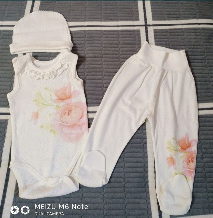 Одежда разная для маленький  девочки