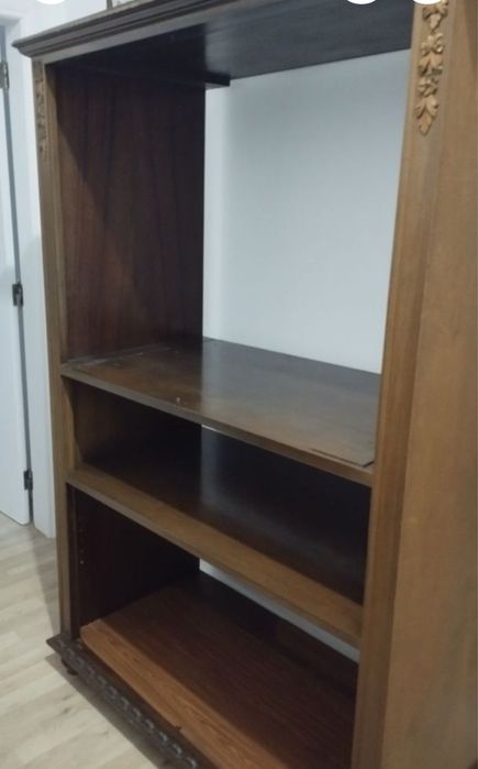 Movel antigo de televisão