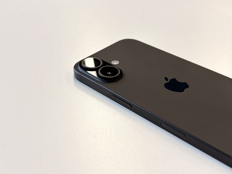 iPhone 16 128 GB Czarny 100% gwar apple, Sklep