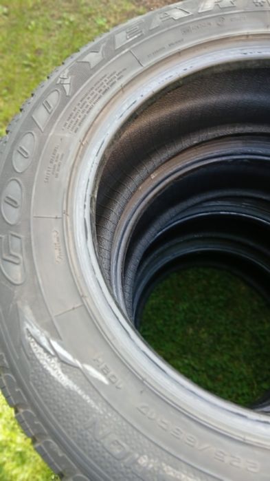 Opony kopmlet 225 / 65R17
