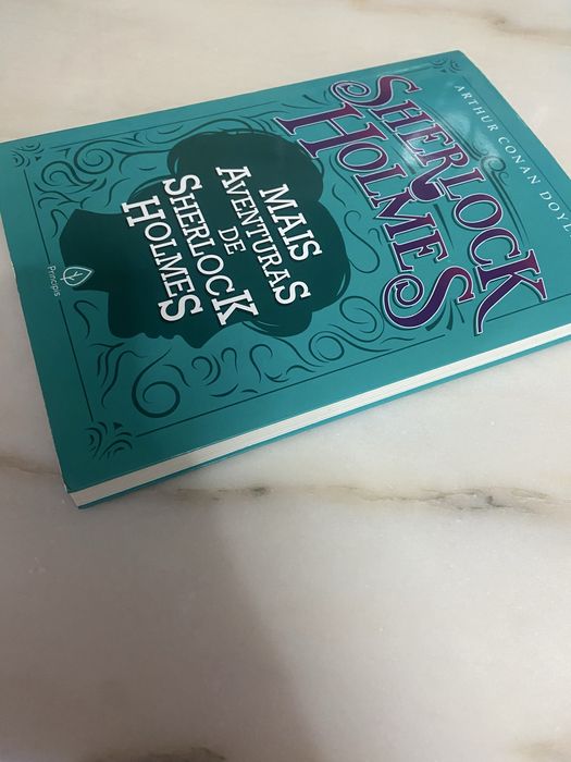 Livro Sherlock Holmes - Mais Aventuras de Sherlock Holmes