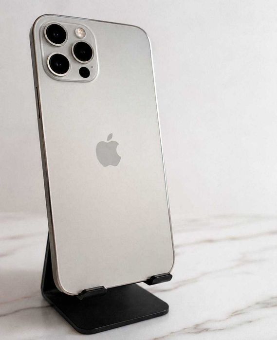 продаю iPhone 12 Pro — американська версія