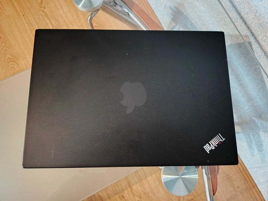 Laptop Lenovo T490 i5 Win11 podświetlenie super bateria ok 12h