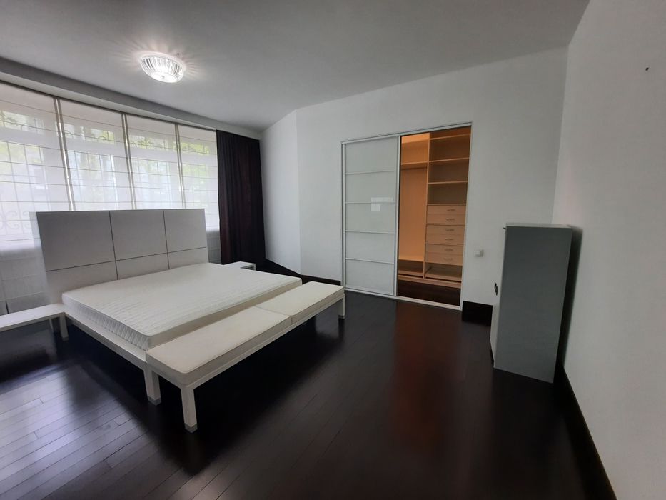Продаж квартири в центрі Києва Кониського,28а  267 м²  комфорту простору та тиші