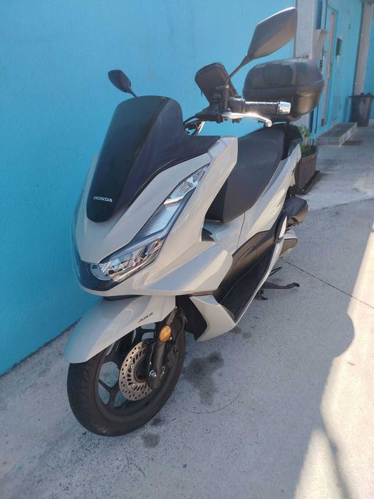 Pcx honda 2024 com baú