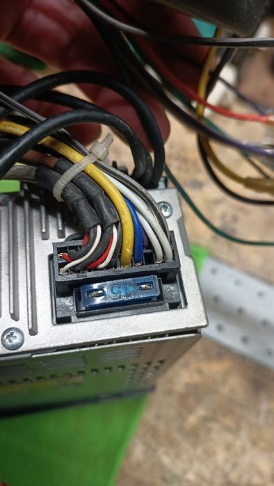 Продам автомагнітолу PROIOGY