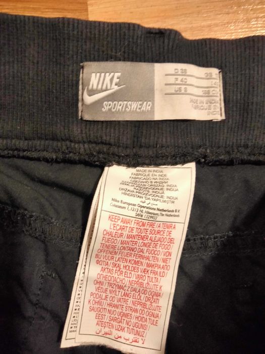 Rybaczki czarne Nike r. 38
