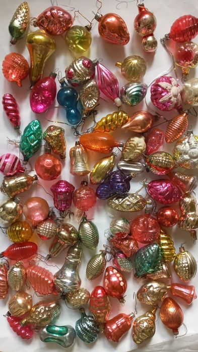 Елочные  игрушки  ссср  домики снеговик