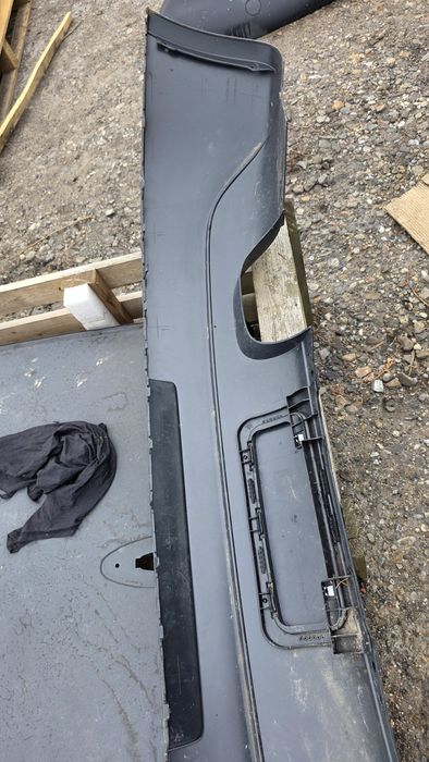 Spojler dokładka zderzaka vw golf 5 V gti zaślepka na hak