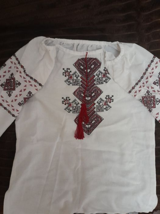 Вишиванка для принцеси