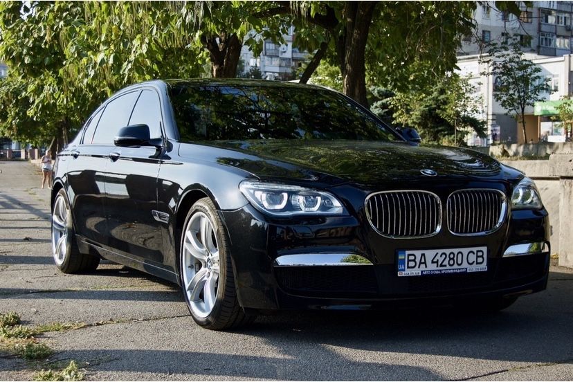 BMW 740 long M Sport Package 2015
