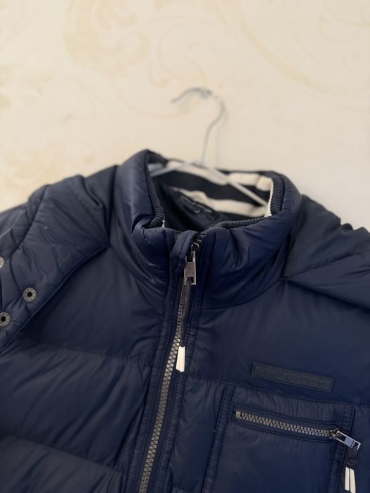 Дитяча куртка Tommy Hilfiger темно-синя з капюшоном розмір L