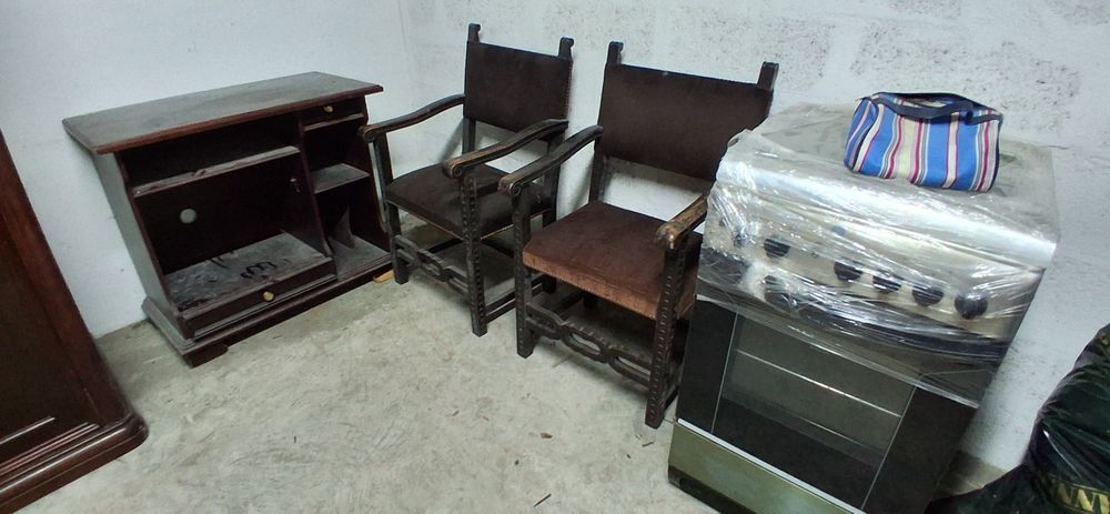 Cama de casal Mogno