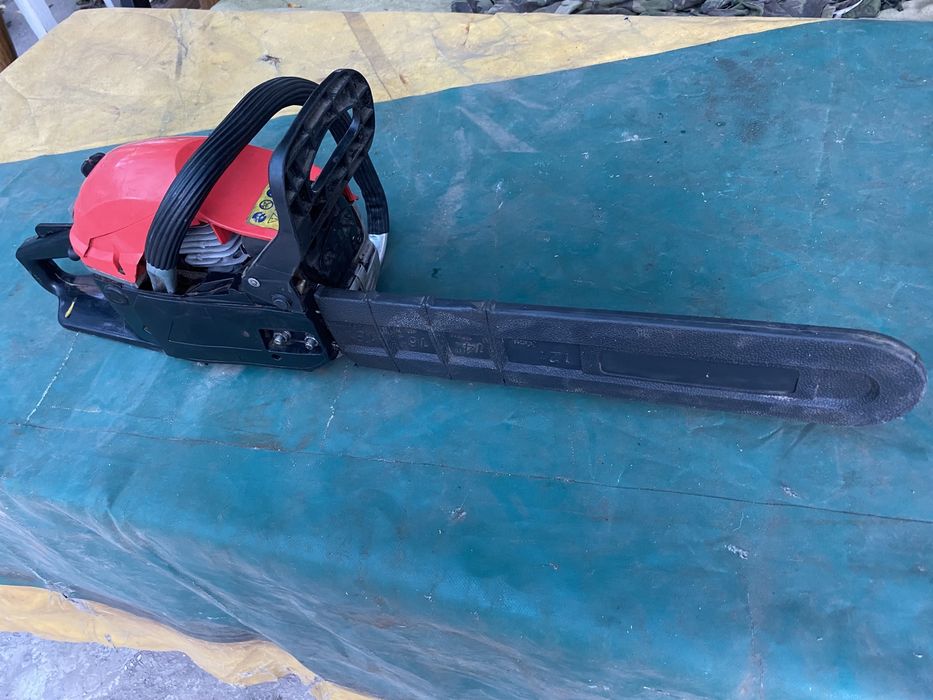 Продам дві бензопили