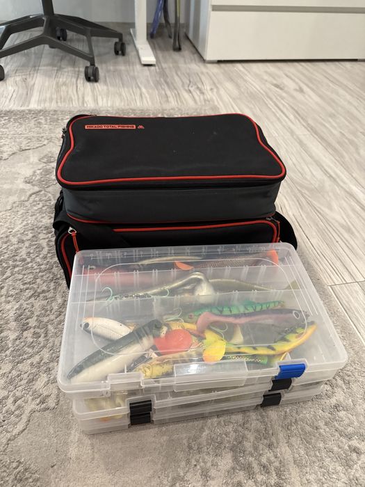 Torba wędkarska plus przynety i pudelka
