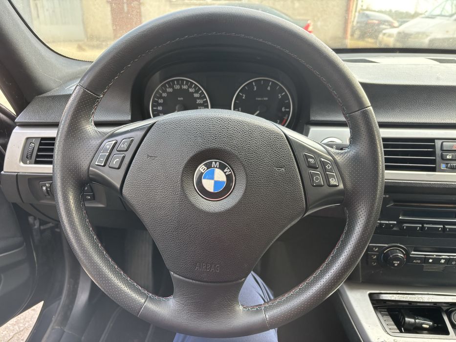 Bmw E90 kierownica + mieszek