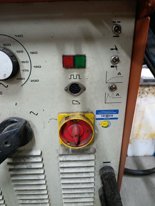 Spawarka Mig  wigsrar 205 union carbide hda200ec