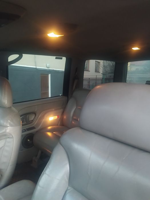 Продам GMC Yukon 5.7L